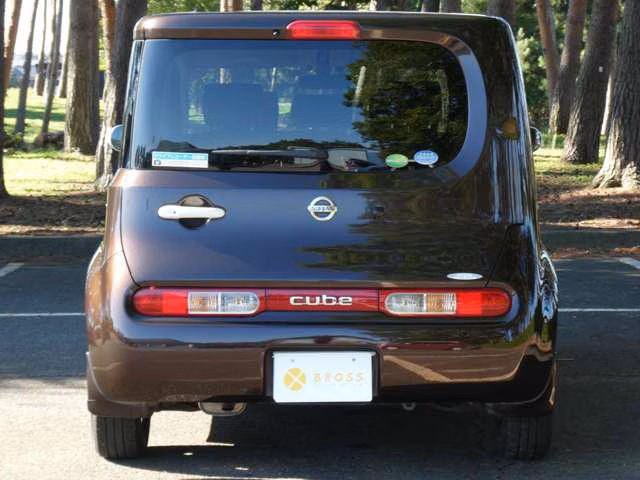 NISSAN CUBE
