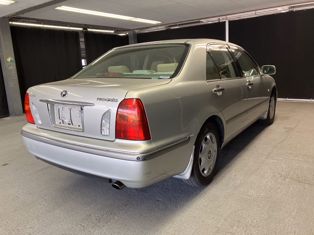 TOYOTA PROGRES