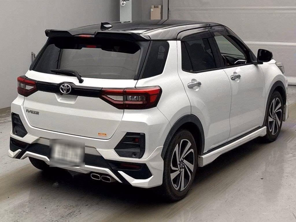 TOYOTA RAIZE