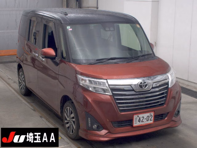 TOYOTA ROOMY