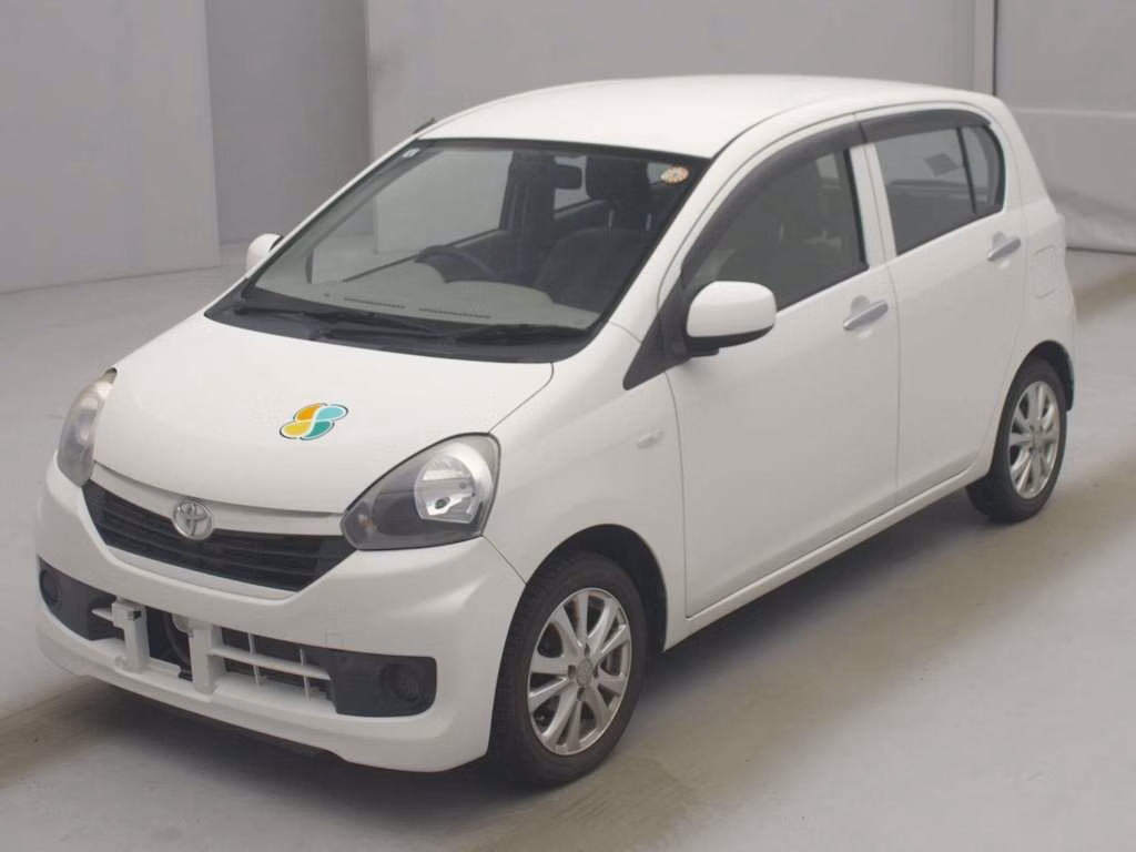 TOYOTA PIXIS EPOCH