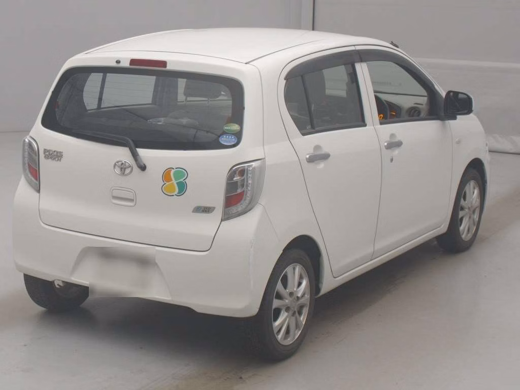 TOYOTA PIXIS EPOCH