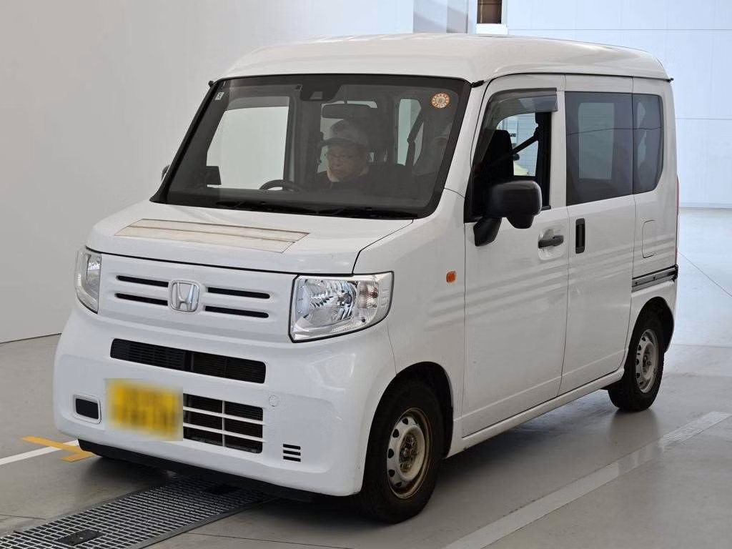 HONDA N-VAN