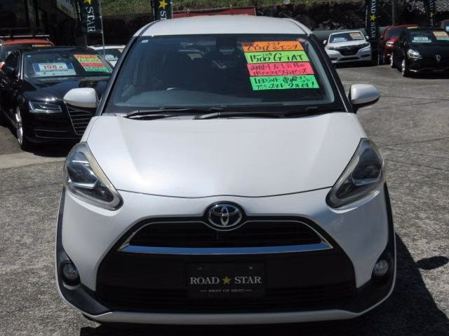 TOYOTA SIENTA