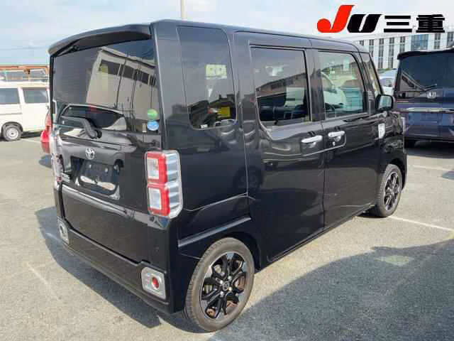 TOYOTA PIXIS MEGA