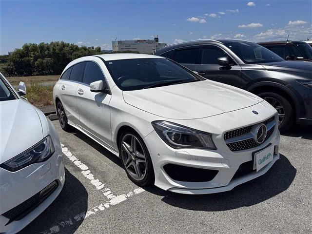 MERCEDES-BENZ CLA-CLASS