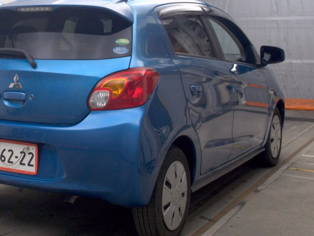 MITSUBISHI MIRAGE