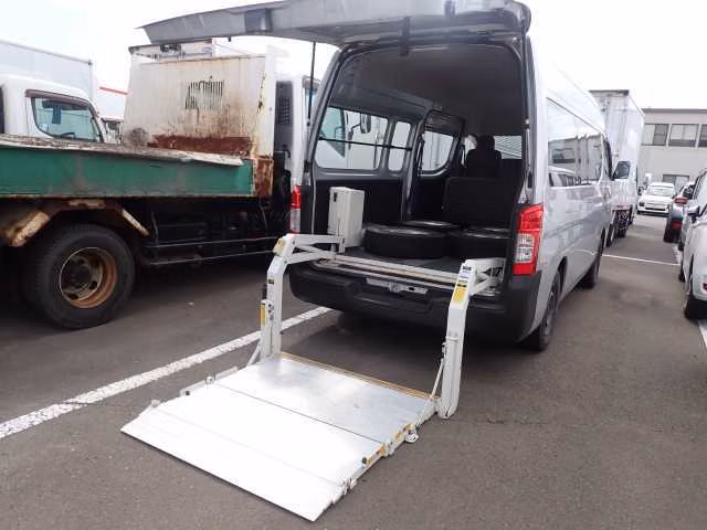 NISSAN NV350 CARAVAN