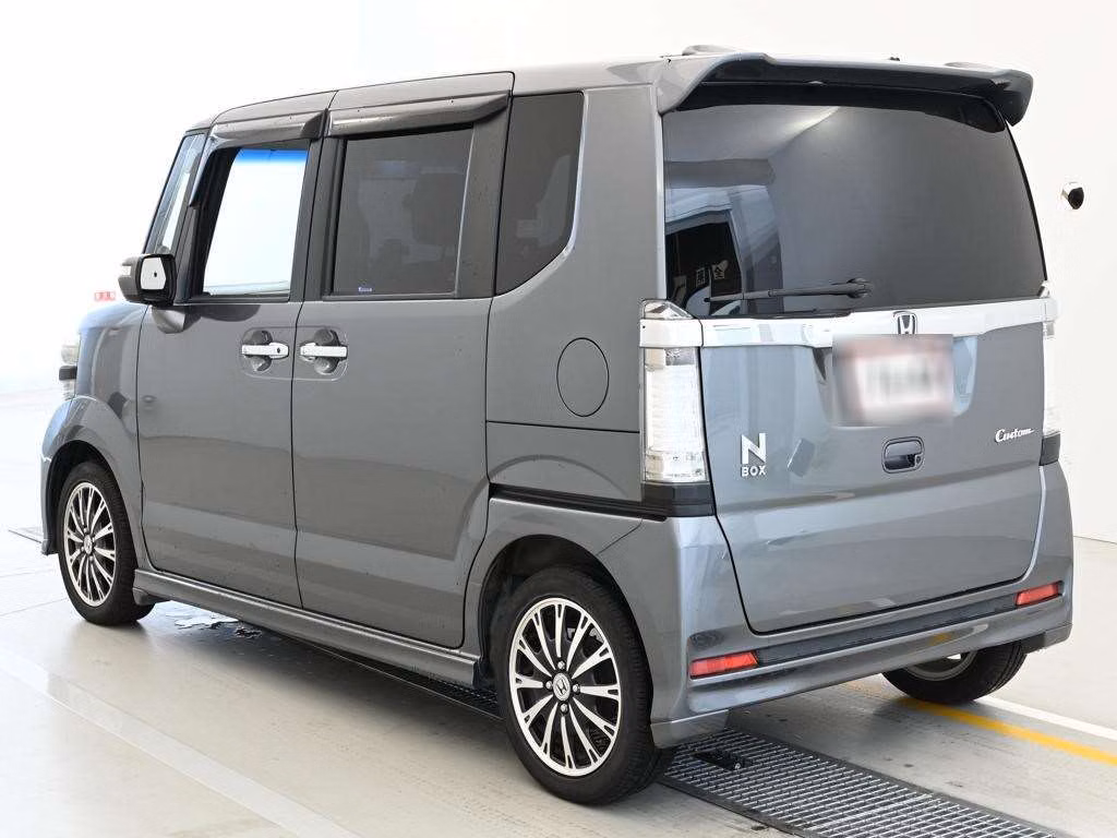 HONDA N-BOX