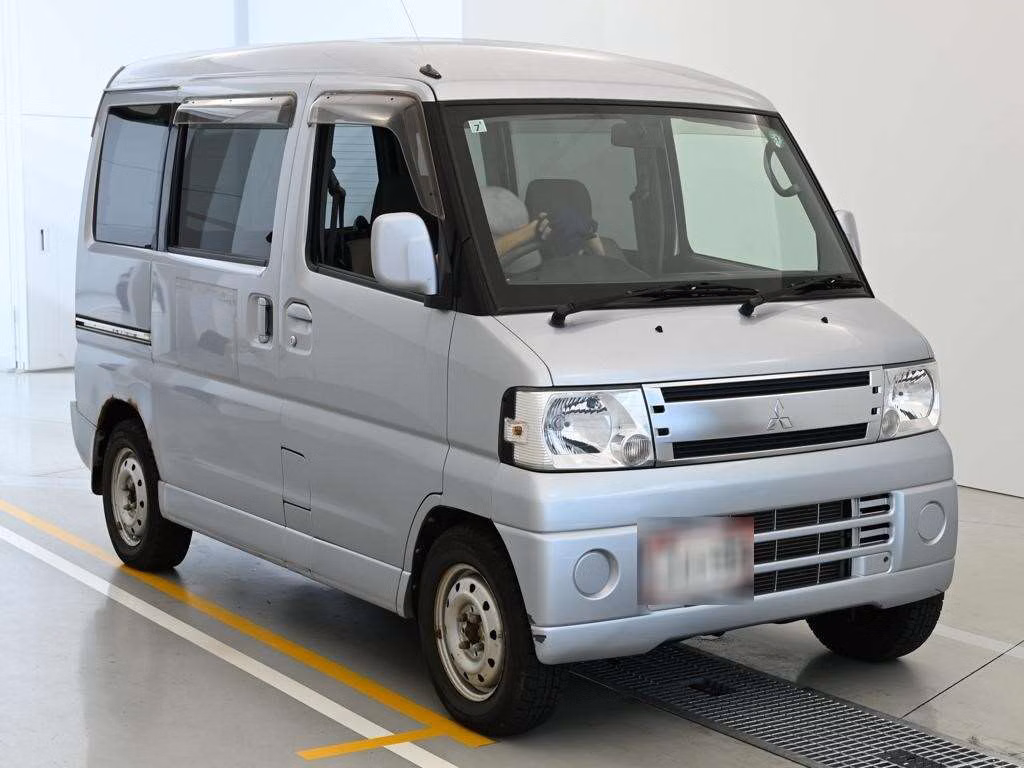 MITSUBISHI TOWN BOX