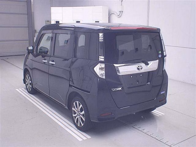 TOYOTA TANK