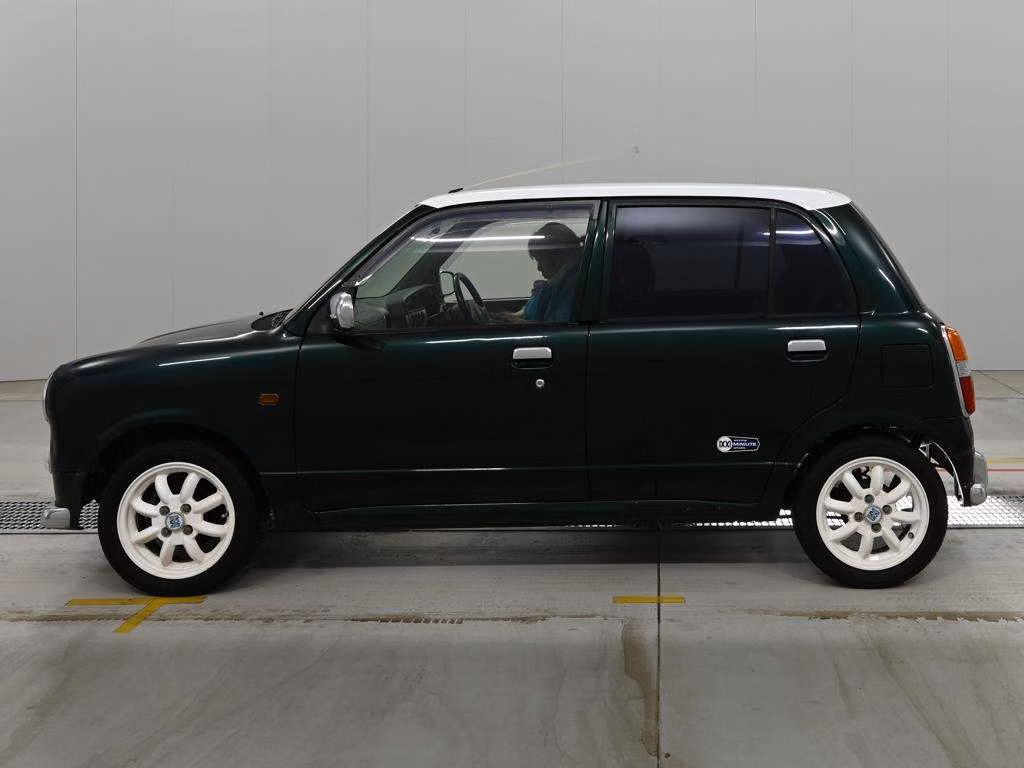 DAIHATSU MIRA GINO