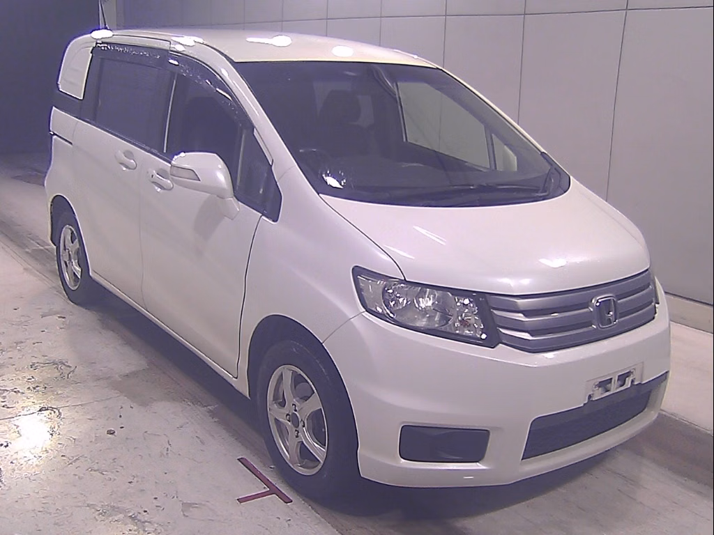 HONDA FREED SPIKE
