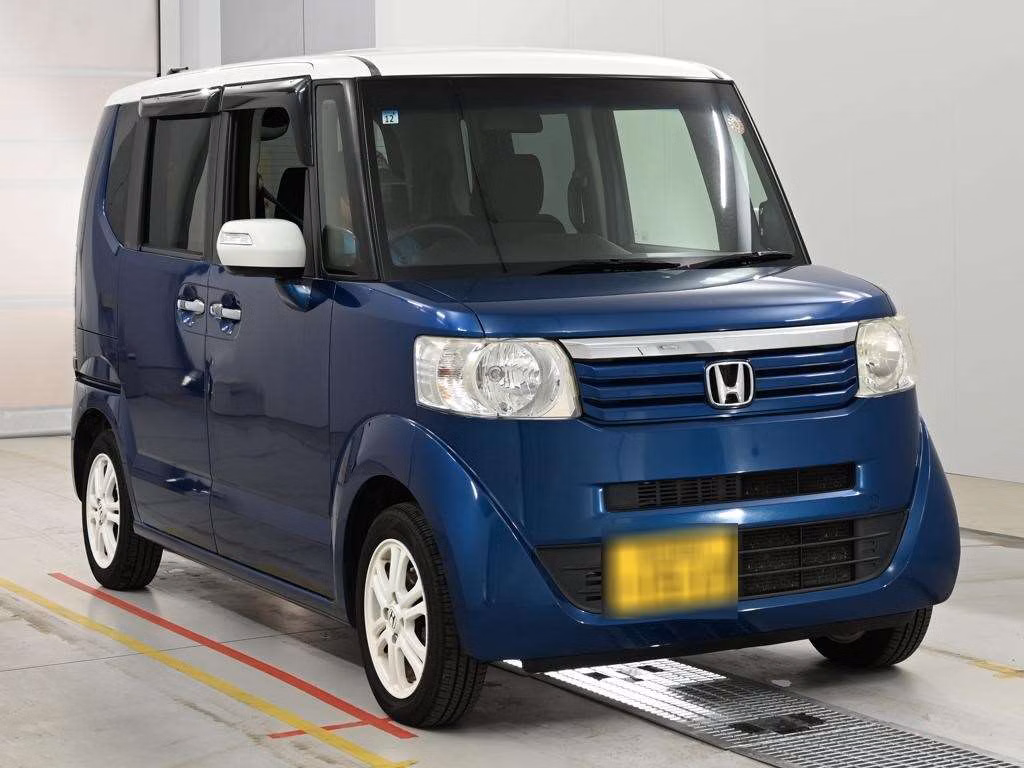 HONDA N-BOX+