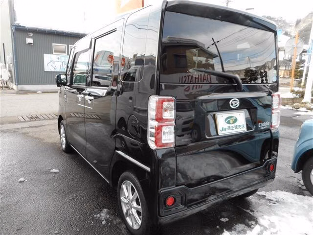 DAIHATSU HIJET CADDIE