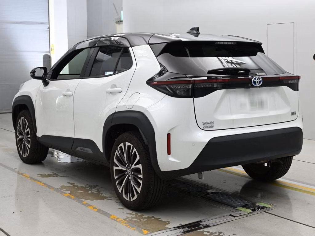 TOYOTA YARIS CROSS