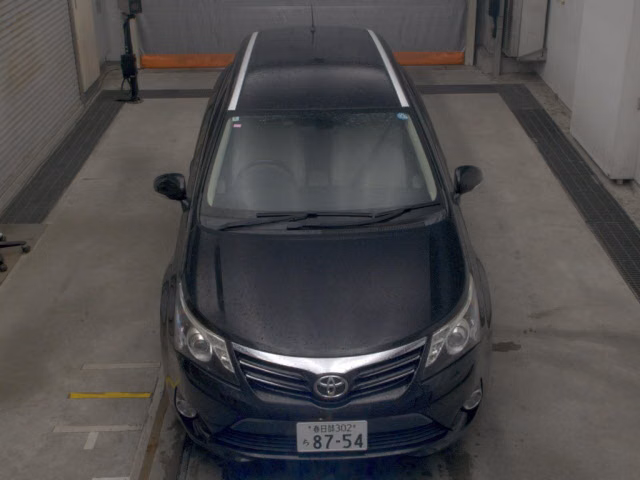 TOYOTA AVENSIS