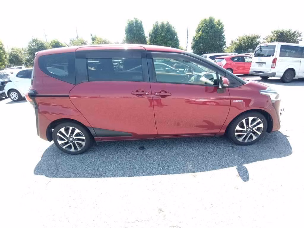 TOYOTA SIENTA