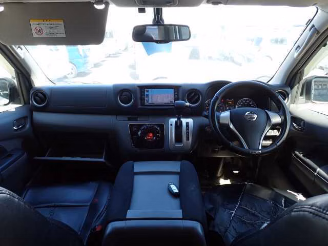 NISSAN NV350 CARAVAN