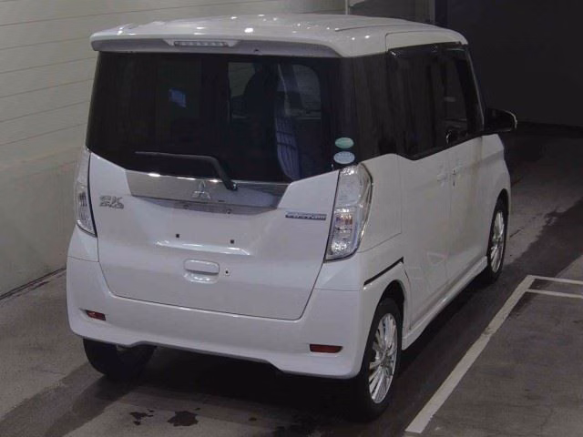 MITSUBISHI EK SPACE