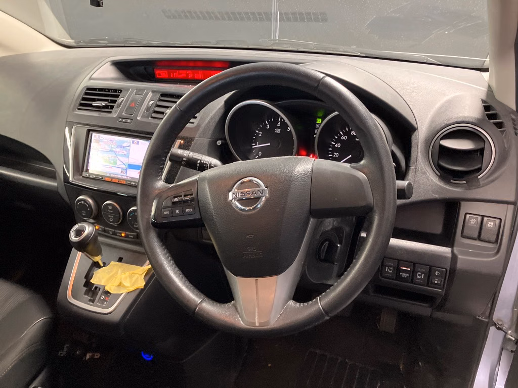 NISSAN LAFESTA