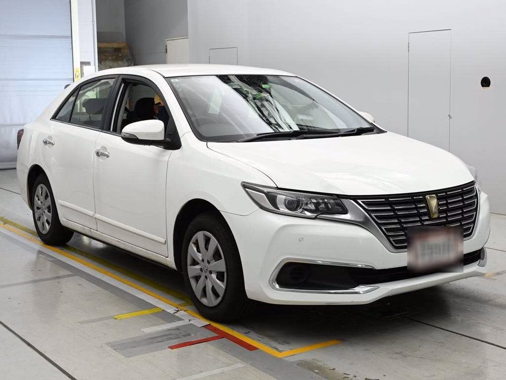 TOYOTA PREMIO