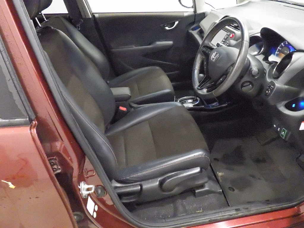 HONDA FIT SHUTTLE