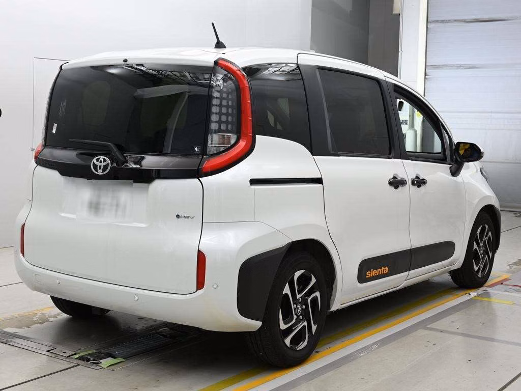 TOYOTA SIENTA