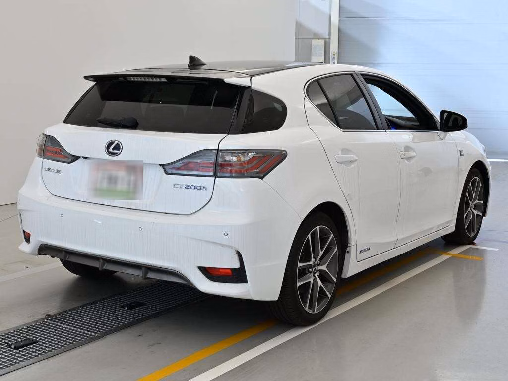 LEXUS CT200H
