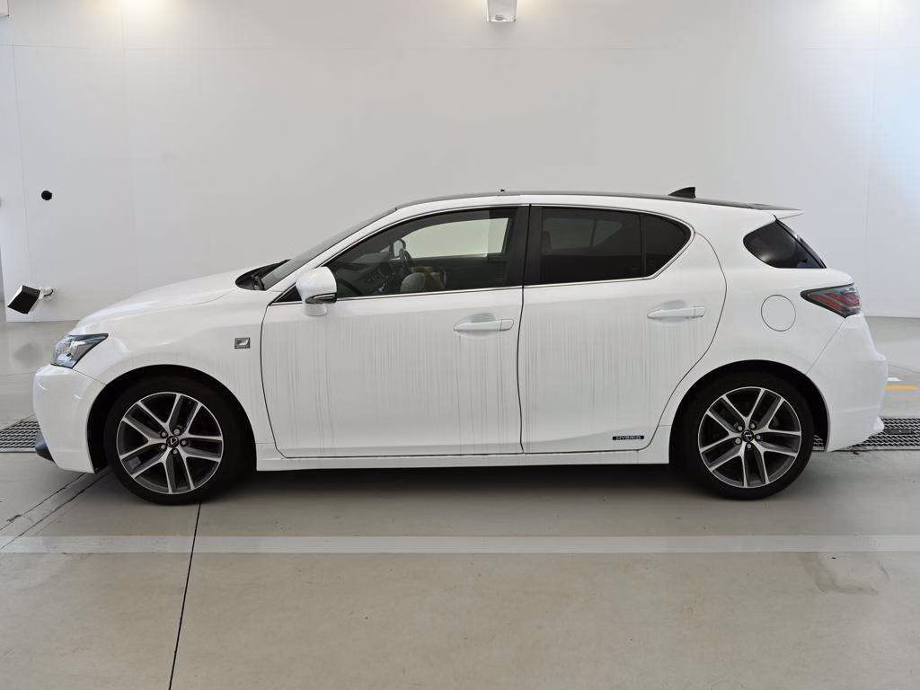 LEXUS CT200H