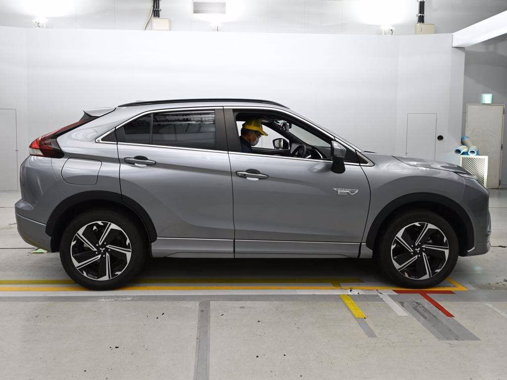 MITSUBISHI ECLIPSE CROSS
