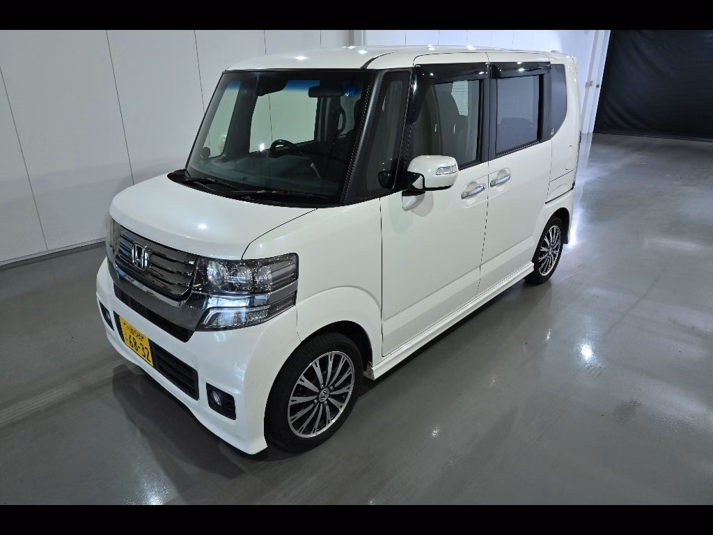 HONDA N-BOX