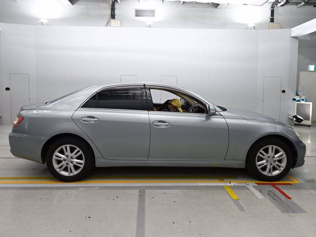 TOYOTA MARK X