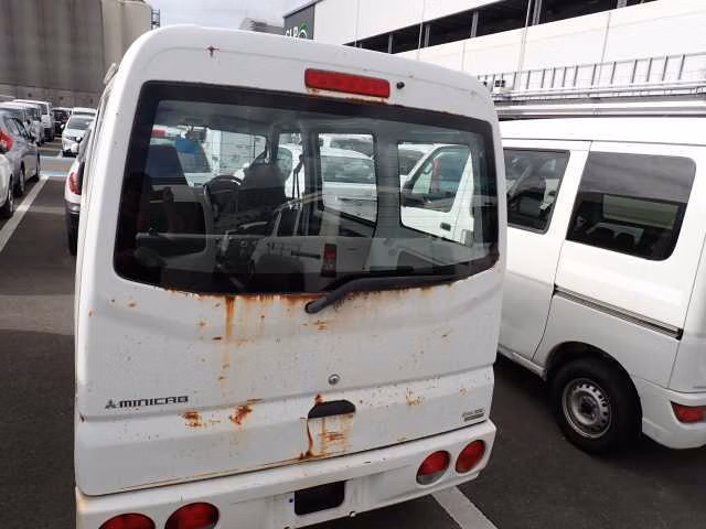 MITSUBISHI MINICAB