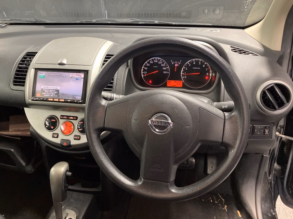 NISSAN NOTE