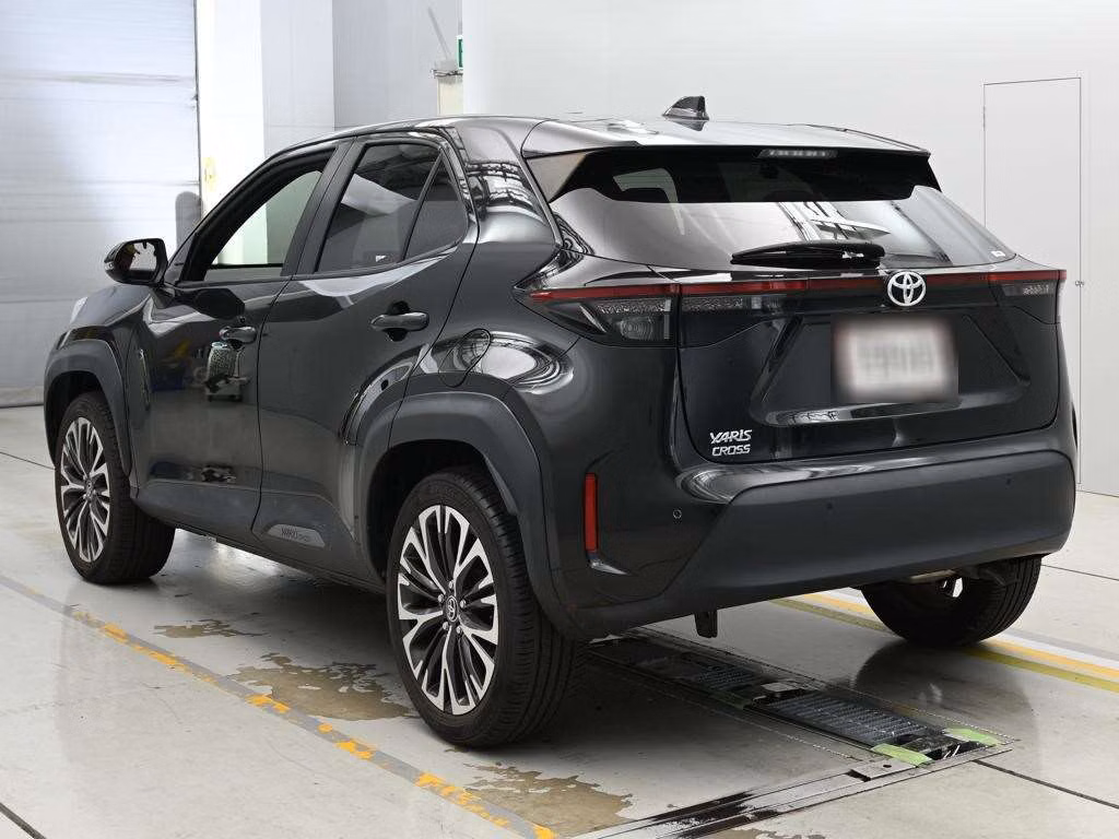 TOYOTA YARIS CROSS