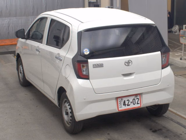 TOYOTA PIXIS EPOCH