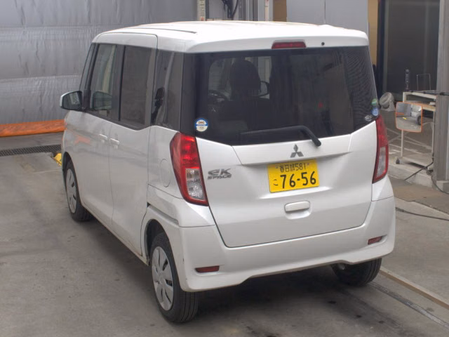 MITSUBISHI EK SPACE