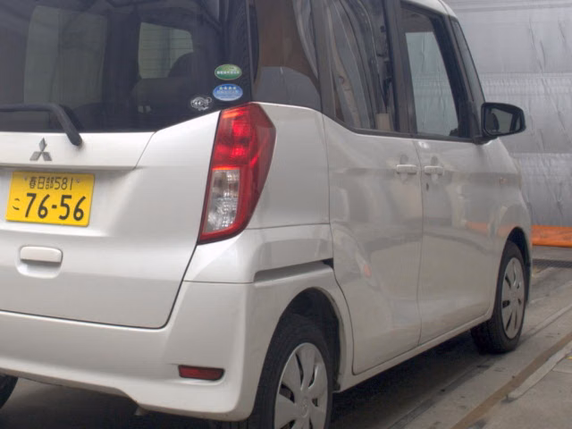 MITSUBISHI EK SPACE