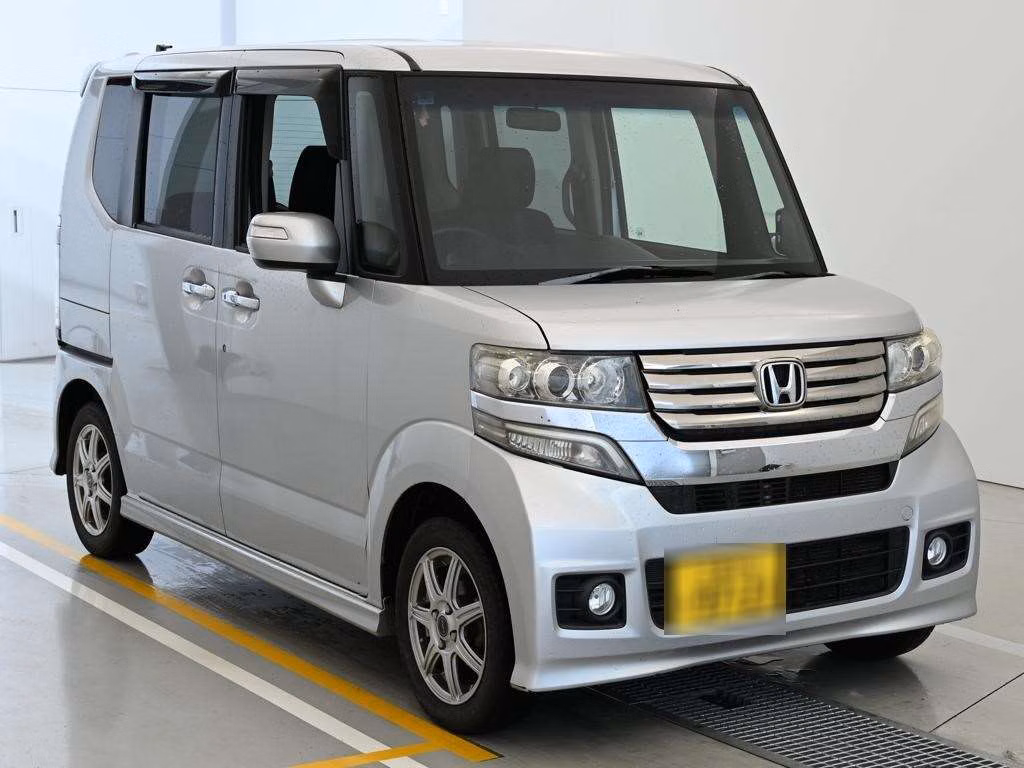 HONDA N-BOX
