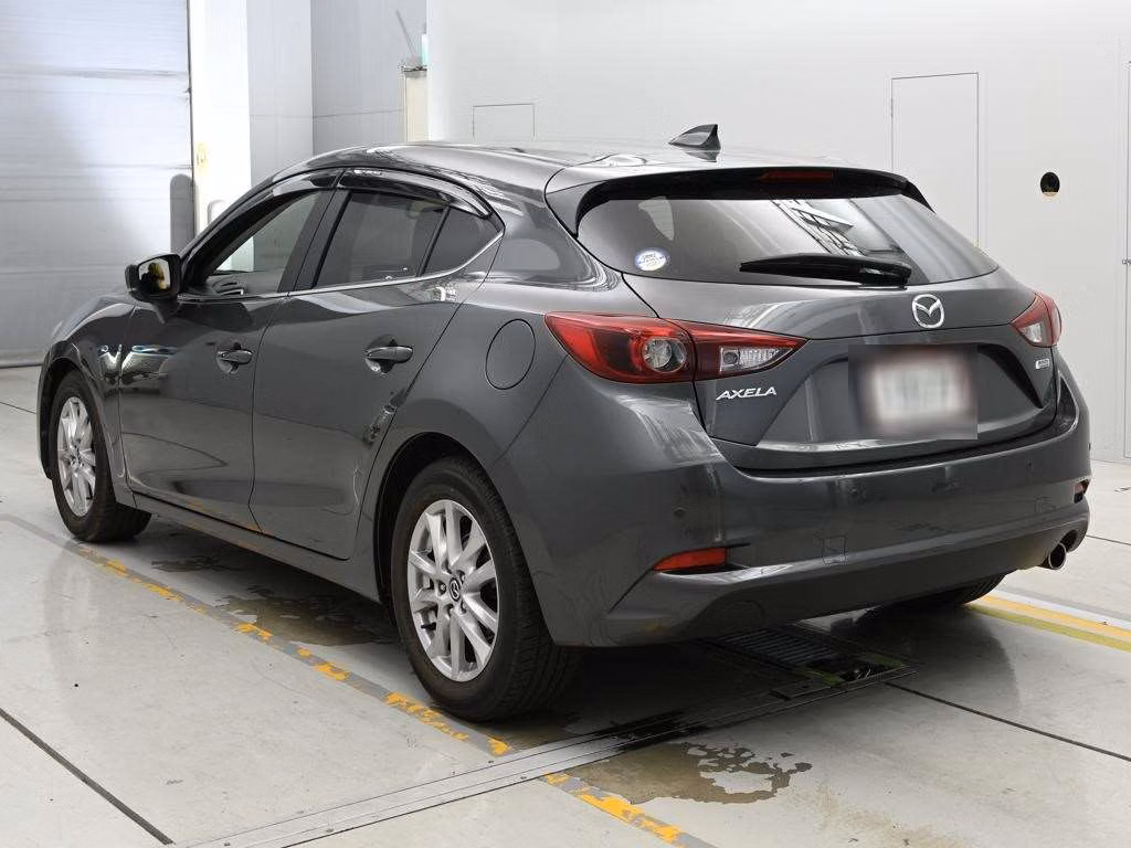 MAZDA AXELA