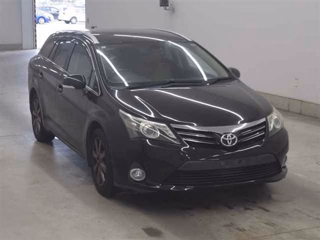 TOYOTA AVENSIS