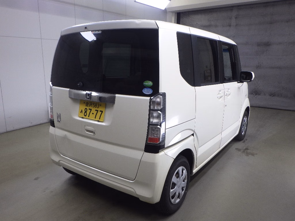HONDA N-BOX