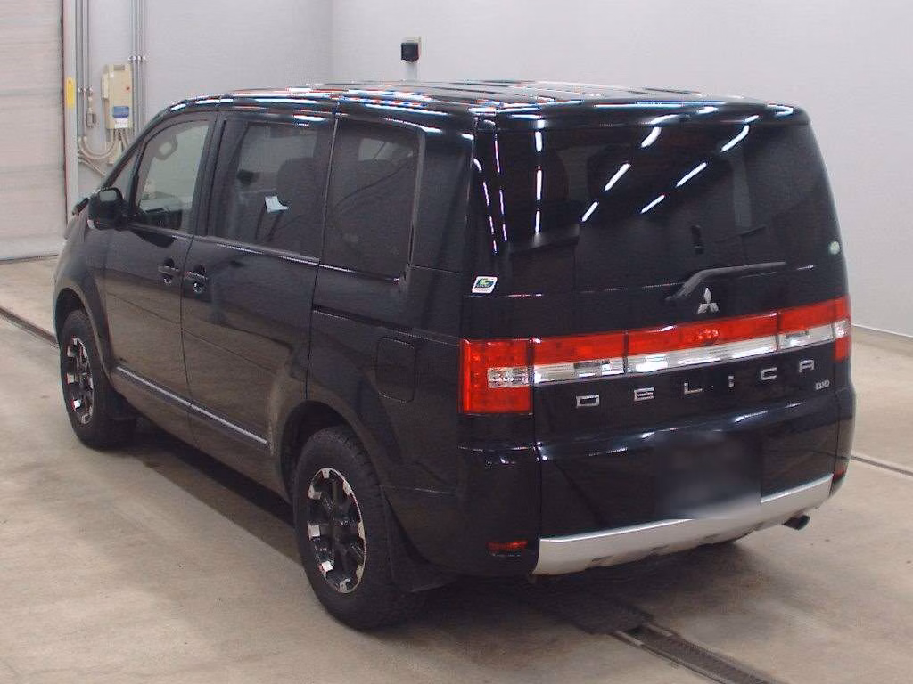 MITSUBISHI DELICA D:5