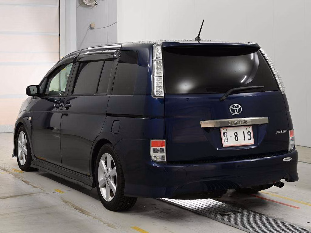 TOYOTA ISIS
