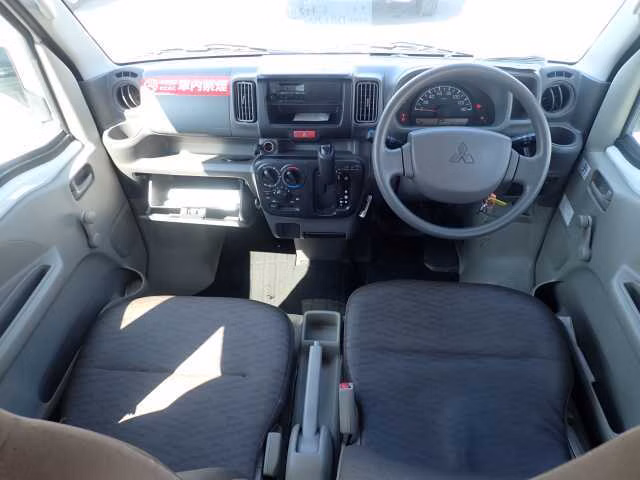 MITSUBISHI MINICAB