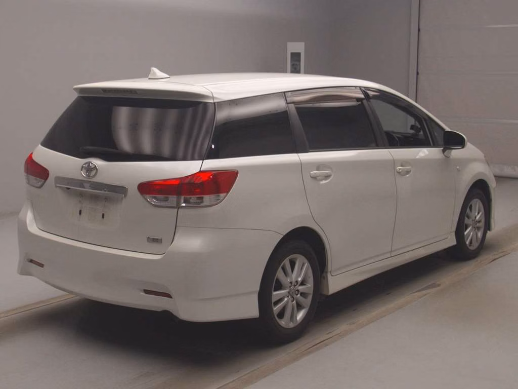 TOYOTA WISH
