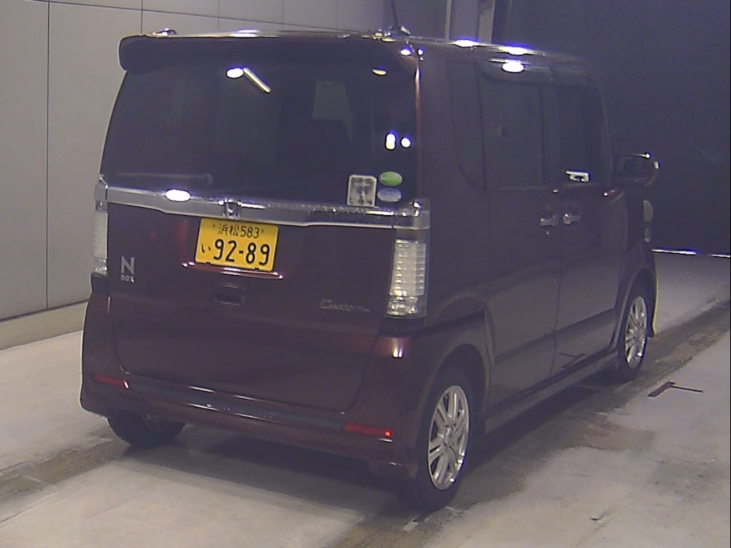 HONDA N-BOX