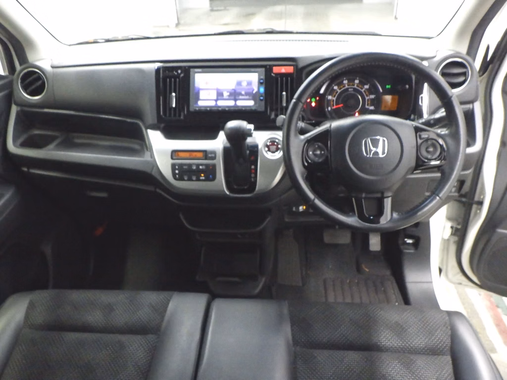 HONDA N-WGN