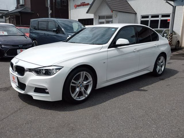 BMW 3-SERIES